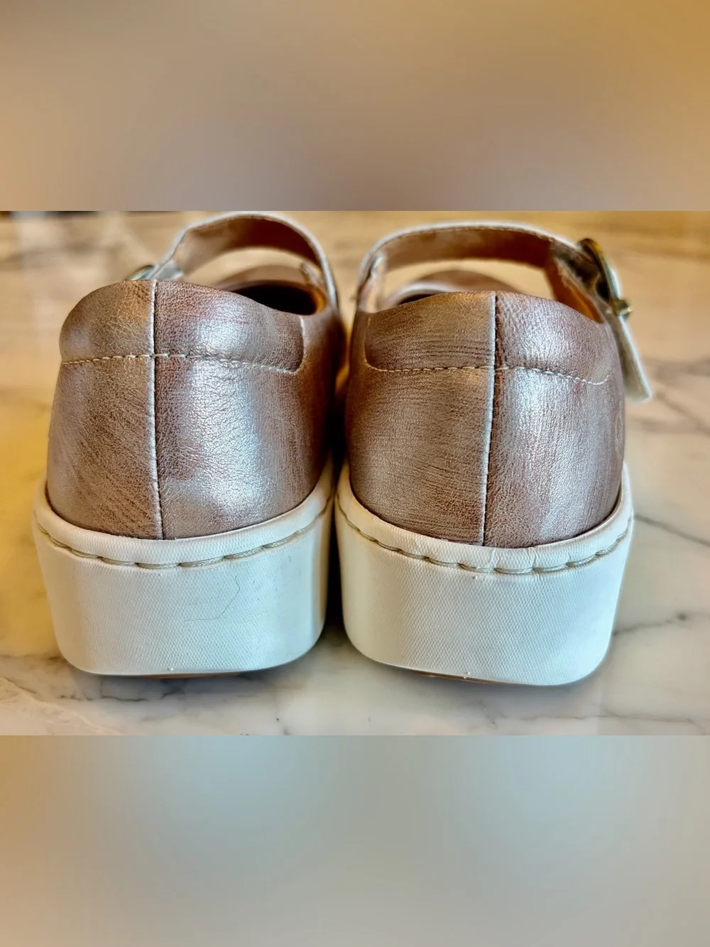 NWOB BORN Mira MJ Leather Mary Jane Platform Shoes 8M Panna Cotta/ Light Gold